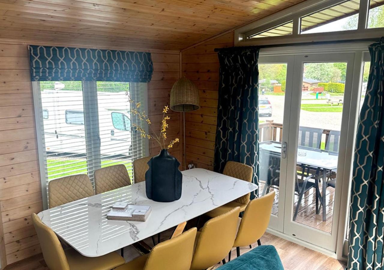 Lomond Woods Holiday Park Balloch Exterior foto